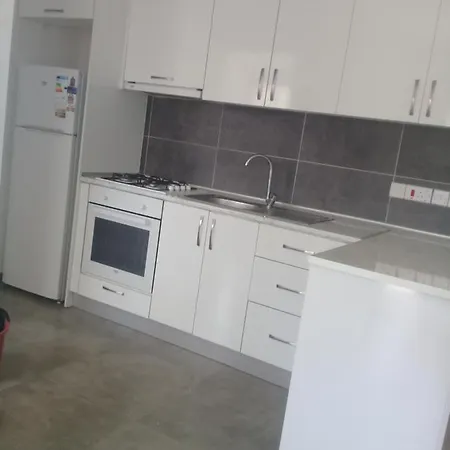 Διαμέρισμα Alya Home *